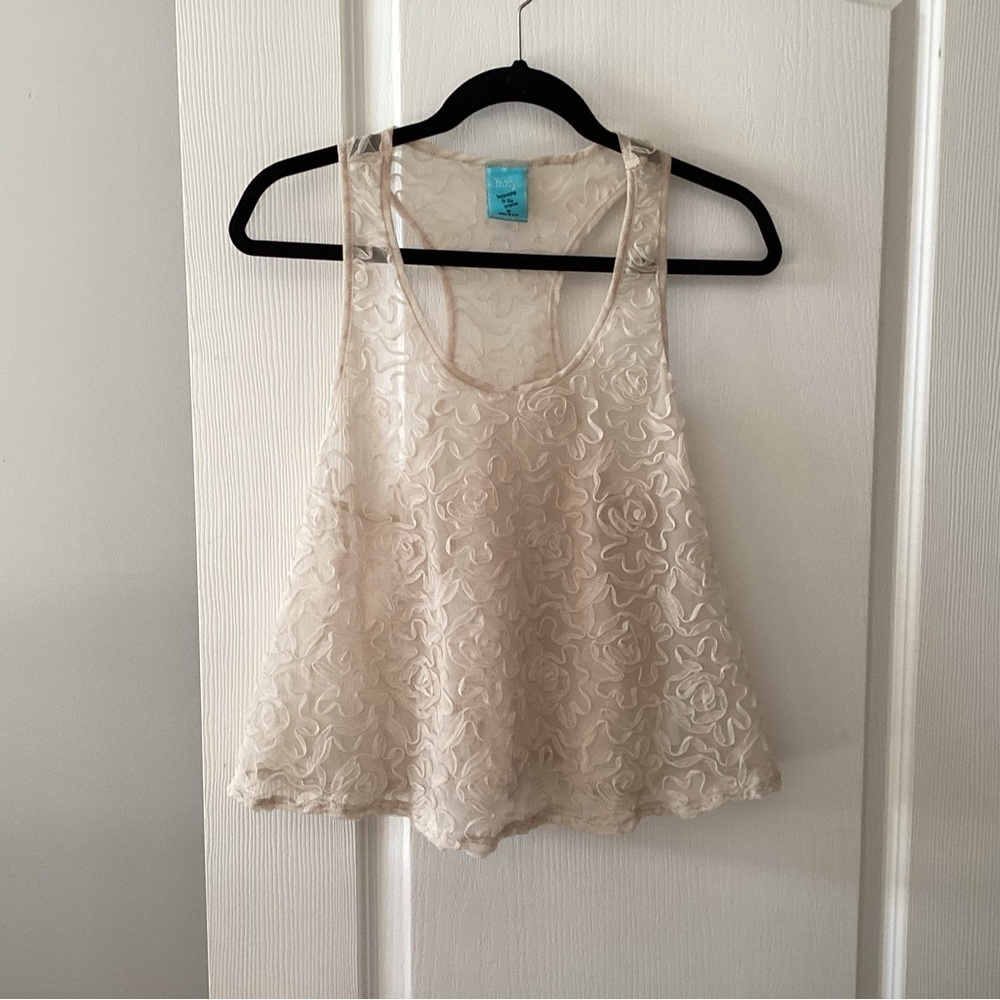 h.i.p. Cream Floral Lace Tank Top. Size M.   B3